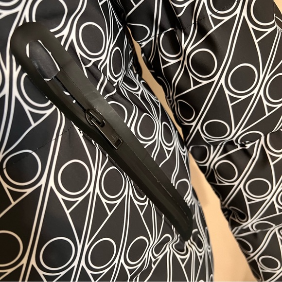 MOOSE KNUCKLES SHEARLING PRINTED STRIVERS ROW JACKET - Picture 7 of 15